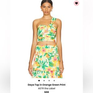 ASTR the Label Daya Top Orange Green Print Size Medium
